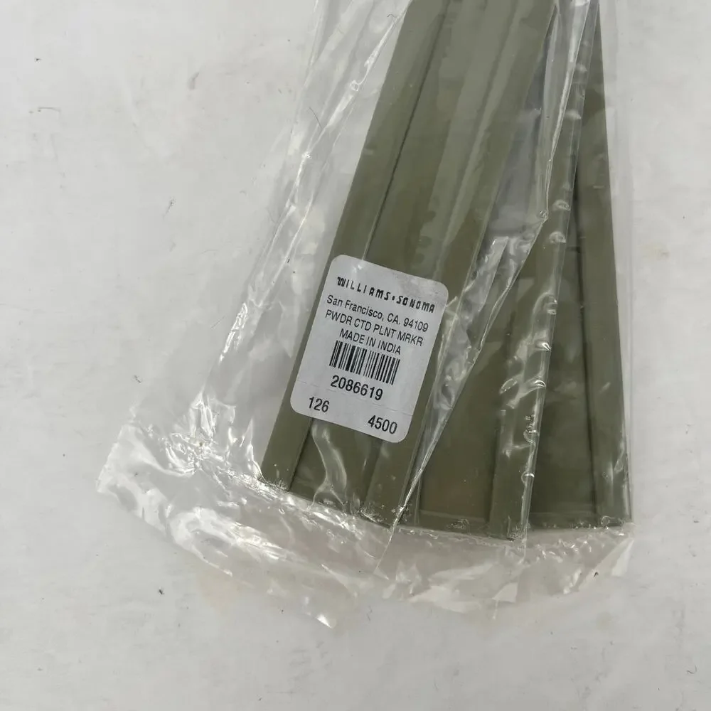 Williams Sonoma Vegetable Garden Plant Markers Metal Stakes Set of 4 NWT